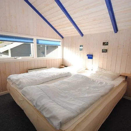 Holiday Sivsangervaenget E- 3993 Tatil Evi *